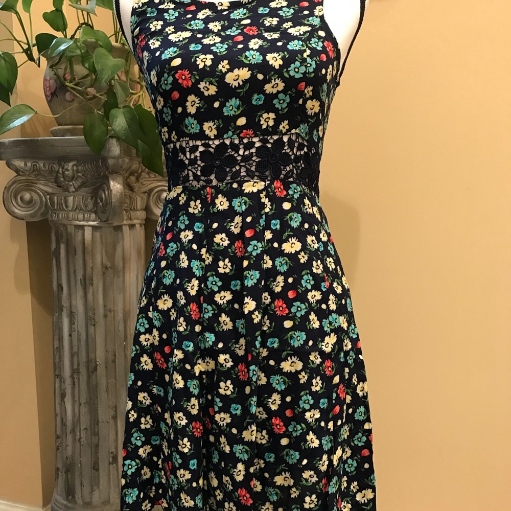XXI PETITE SMALL SUMMER DRESS
